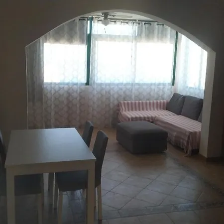 Esmeralda Apartment