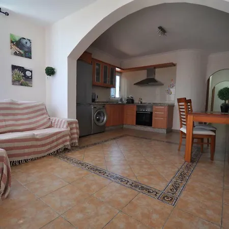 Esmeralda Apartment